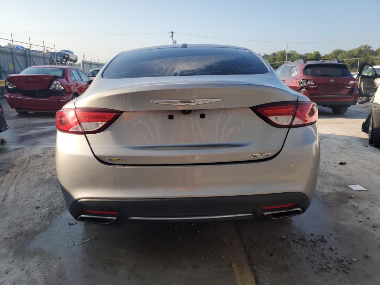 2015 Chrysler 200 Limited VIN: 1C3CCCAG2FN759718 Lot: 71882365