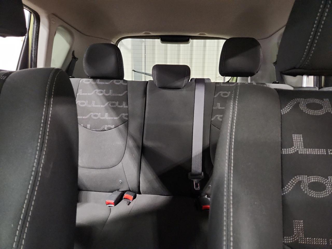 2012 Kia Soul + VIN: KNDJT2A6XC7400136 Lot: 81517555