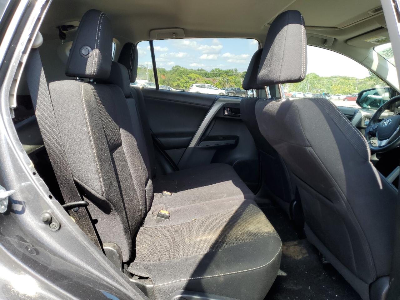 2017 Toyota Rav4 Xle VIN: 2T3RFREV5HW680354 Lot: 80824395