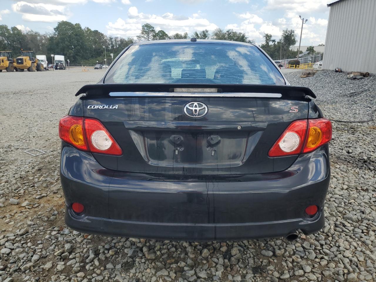 2010 Toyota Corolla Base VIN: 1NXBU4EE0AZ384523 Lot: 83750785