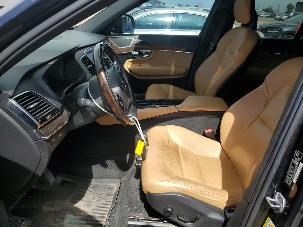 2016 Volvo Xc90 T6 VIN: YV4A22PK7G1044435 Lot: 80120125