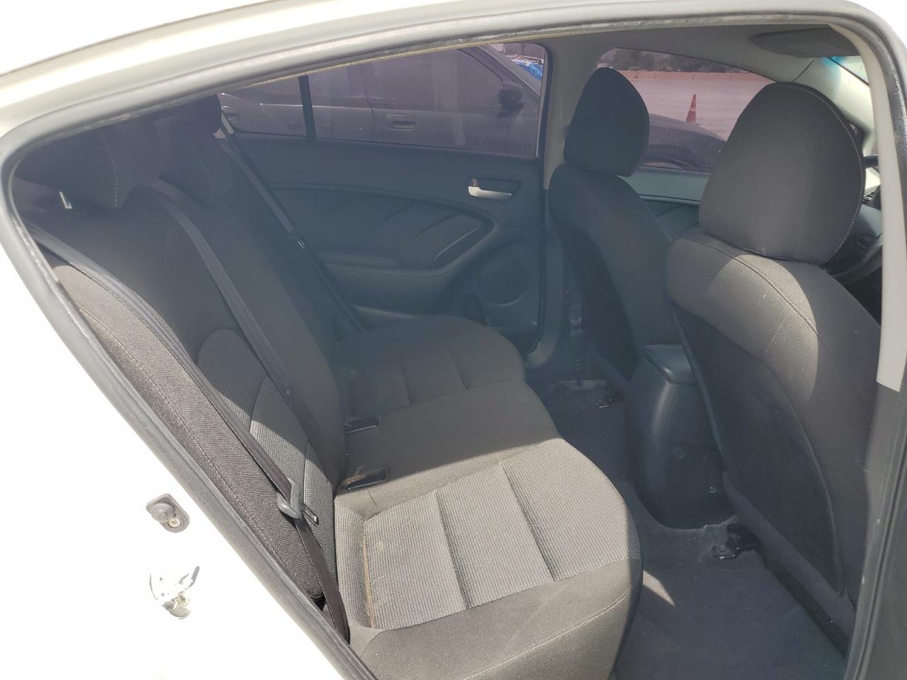 2018 Kia Forte Lx VIN: 3KPFK4A77JE254384 Lot: 81348295