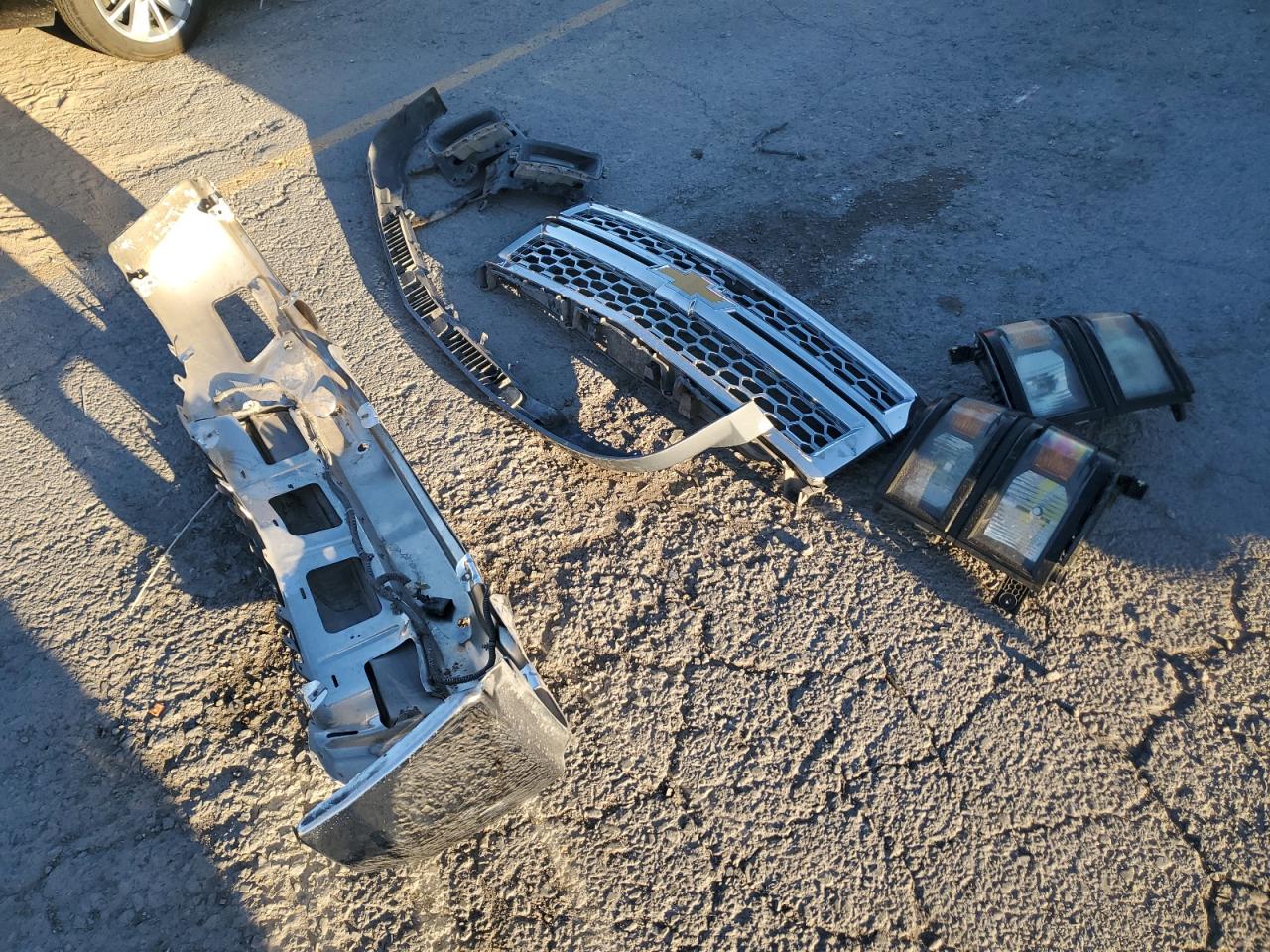 2015 Chevrolet Silverado C1500 Lt VIN: 1GCRCREC4FZ262324 Lot: 84000115