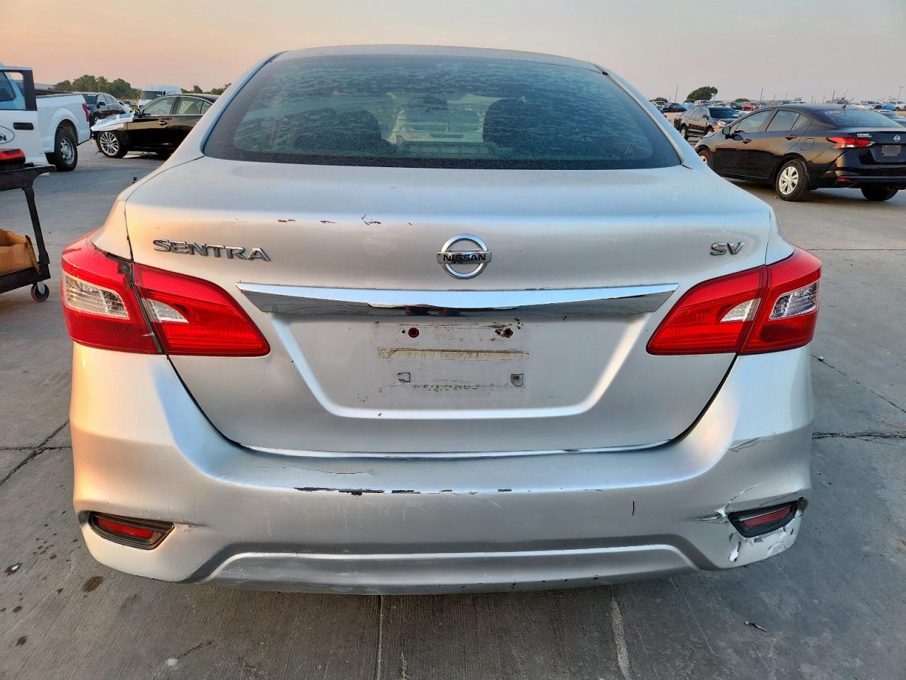 2018 Nissan Sentra S VIN: 3N1AB7AP9JY341829 Lot: 81600475