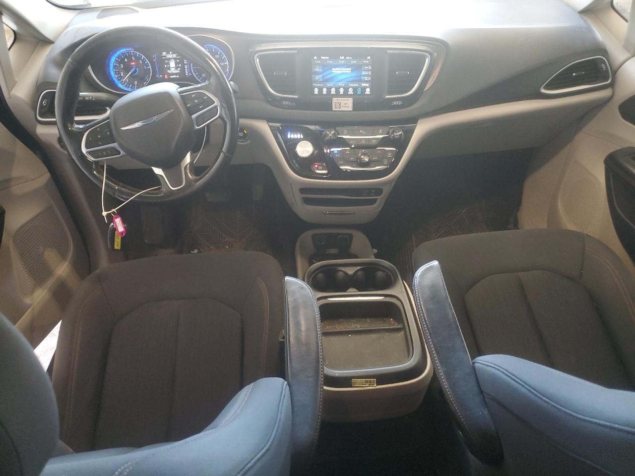 2019 Chrysler Pacifica Touring Plus VIN: 2C4RC1FG2KR667878 Lot: 84448925