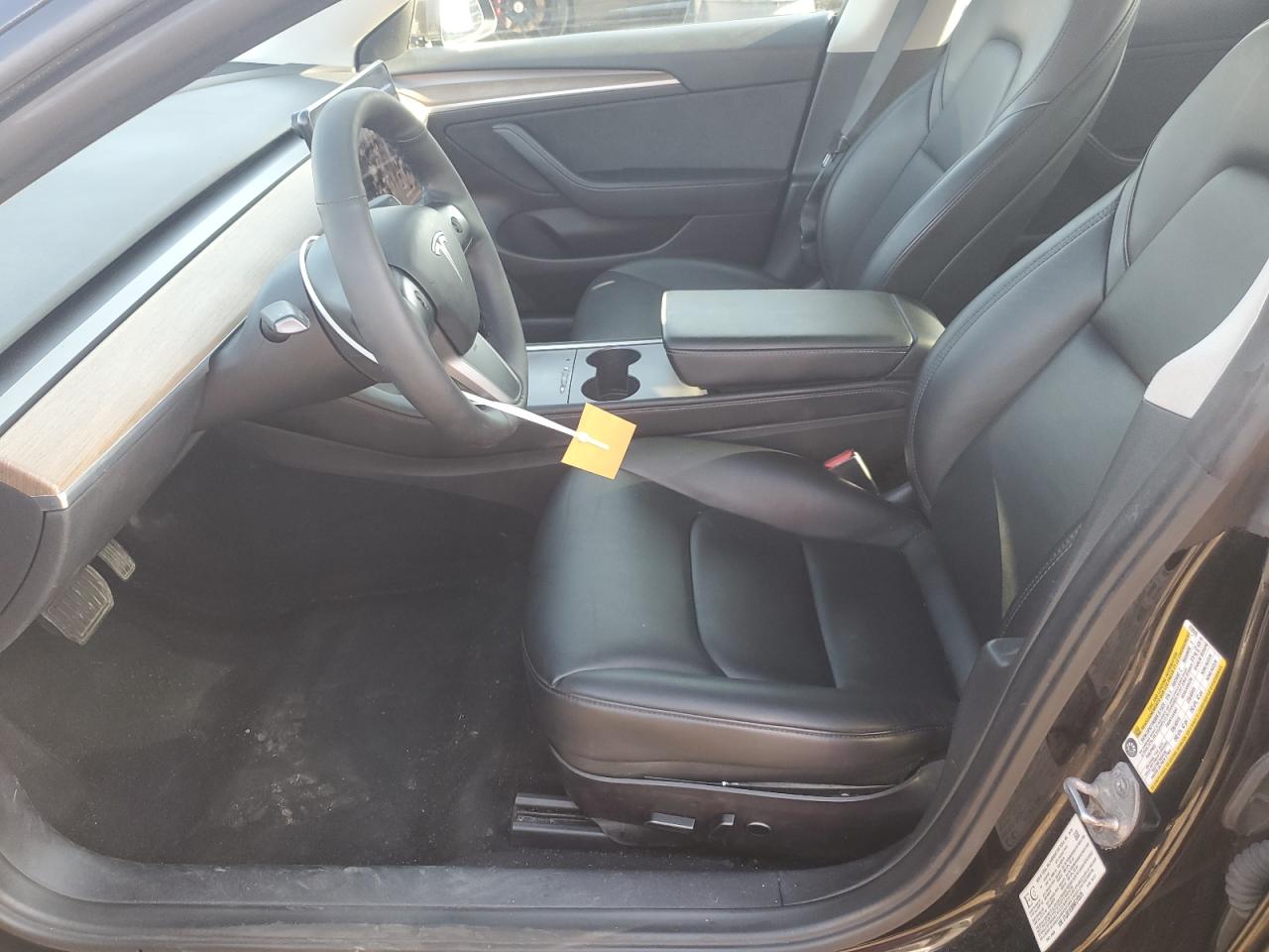 2022 Tesla Model 3 VIN: 5YJ3E1EB8NF233535 Lot: 83905195