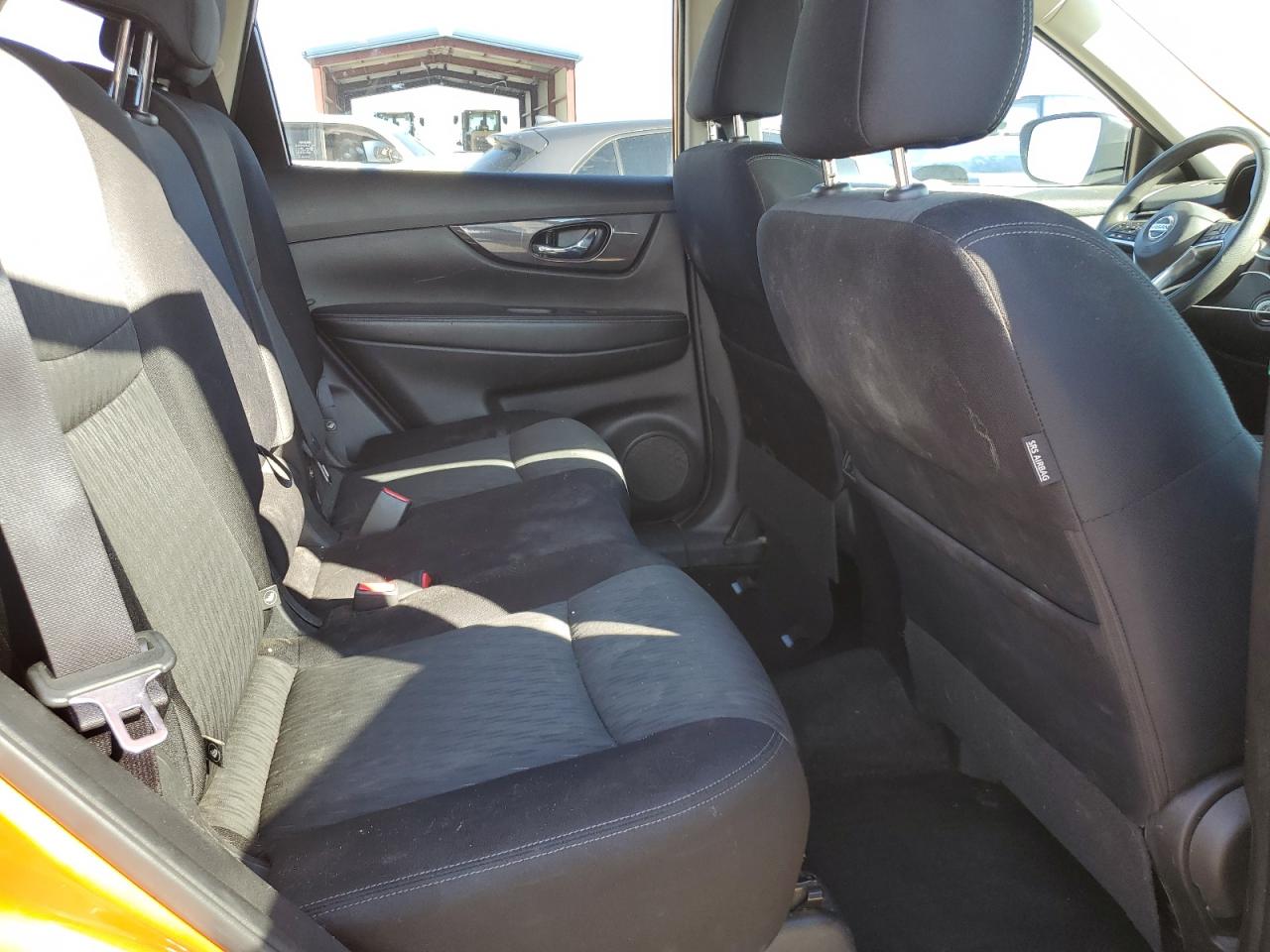 2017 Nissan Rogue S VIN: JN8AT2MV1HW005265 Lot: 81317375