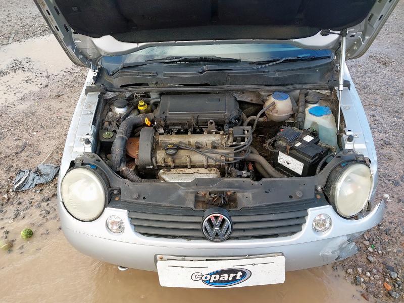 2002 VOLKSWAGEN LUPO S 