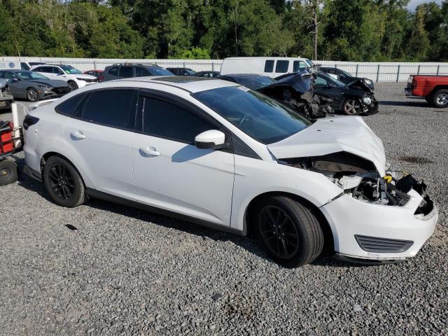  FORD FOCUS 2016 Белы