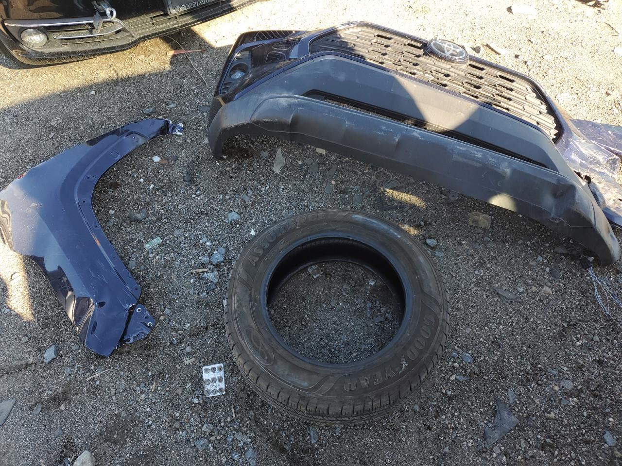 2020 Toyota Rav4 Xle VIN: JTMP1RFV9LD051061 Lot: 71656075