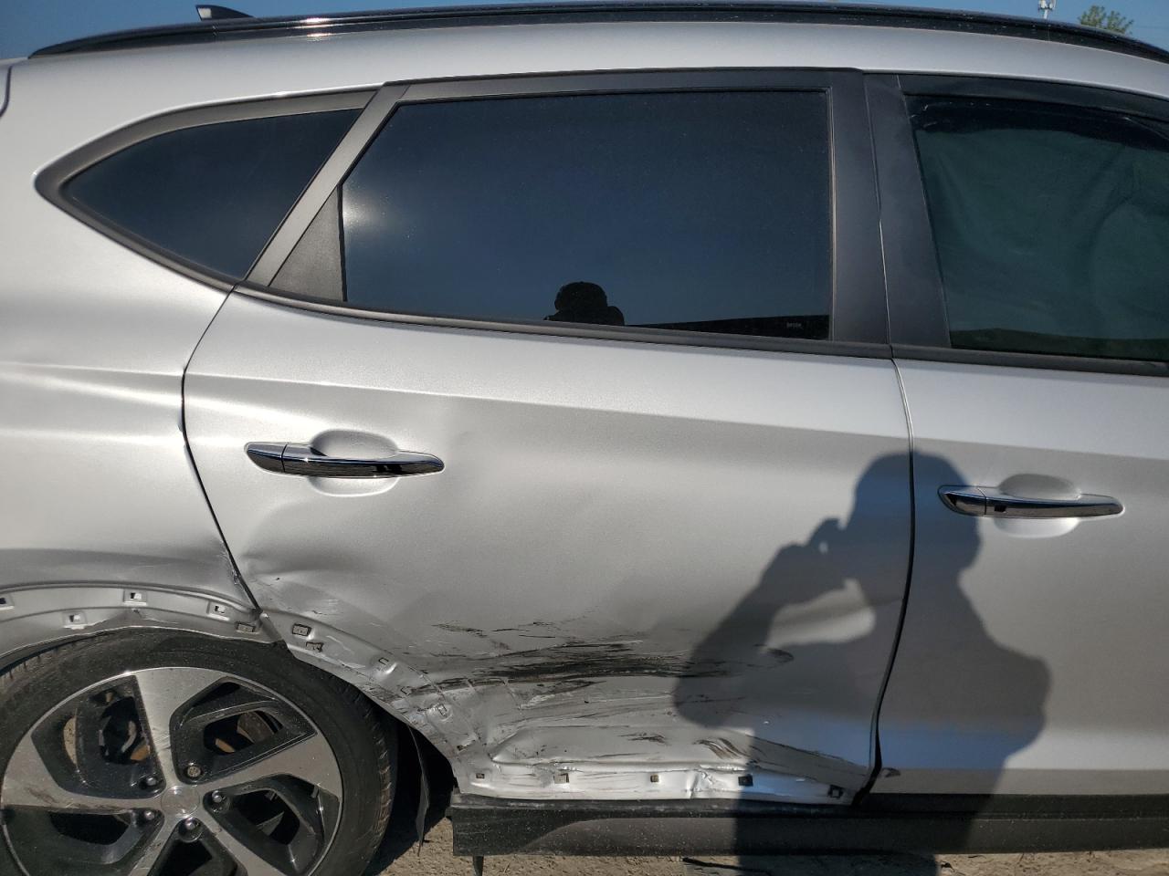 2016 Hyundai Tucson Limited VIN: KM8J33A20GU249832 Lot: 81025115