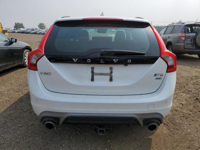 2018 VOLVO V60 T6 DYNAMIC  