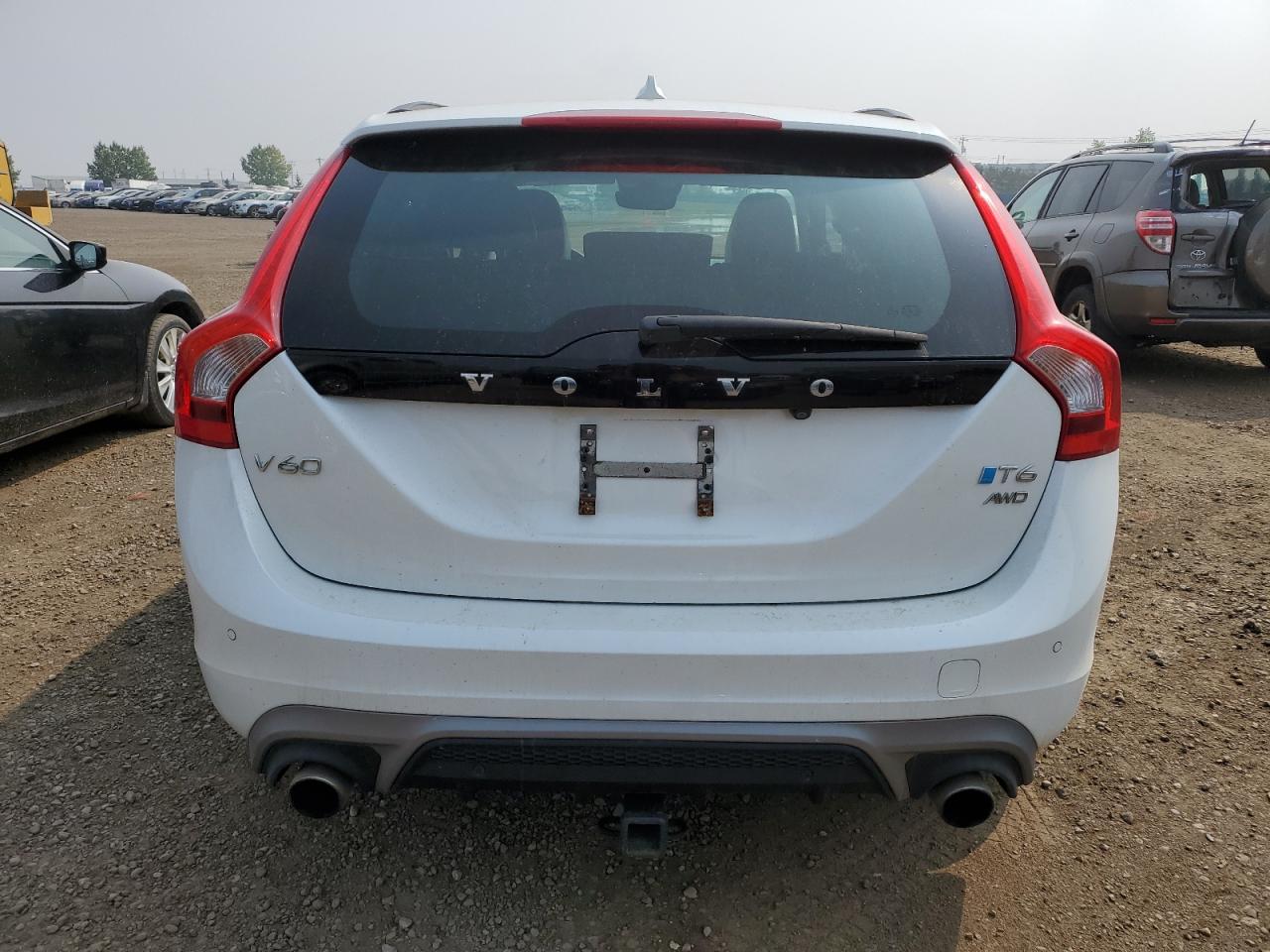 2018 Volvo V60 T6 Dynamic VIN: YV149MSL3J238812 Lot: 71497715