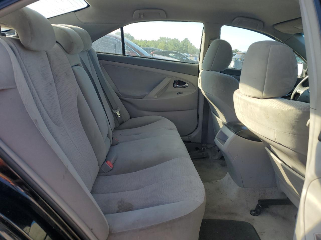 2010 Toyota Camry Base VIN: 4T1BF3EK7AU086836 Lot: 70816475