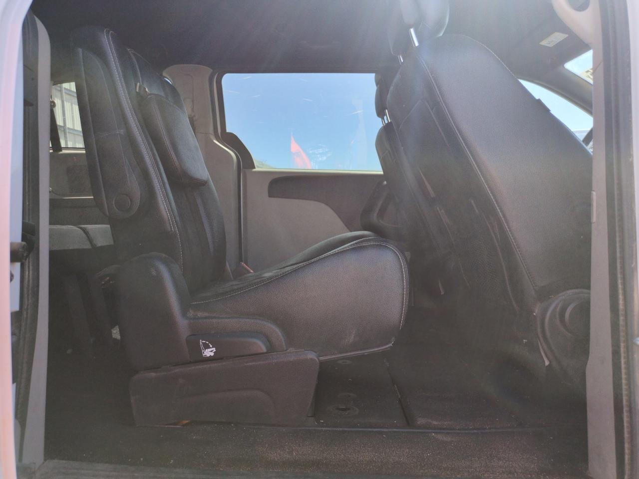 2020 Dodge Grand Caravan Sxt VIN: 2C4RDGCGXLR189635 Lot: 81503055