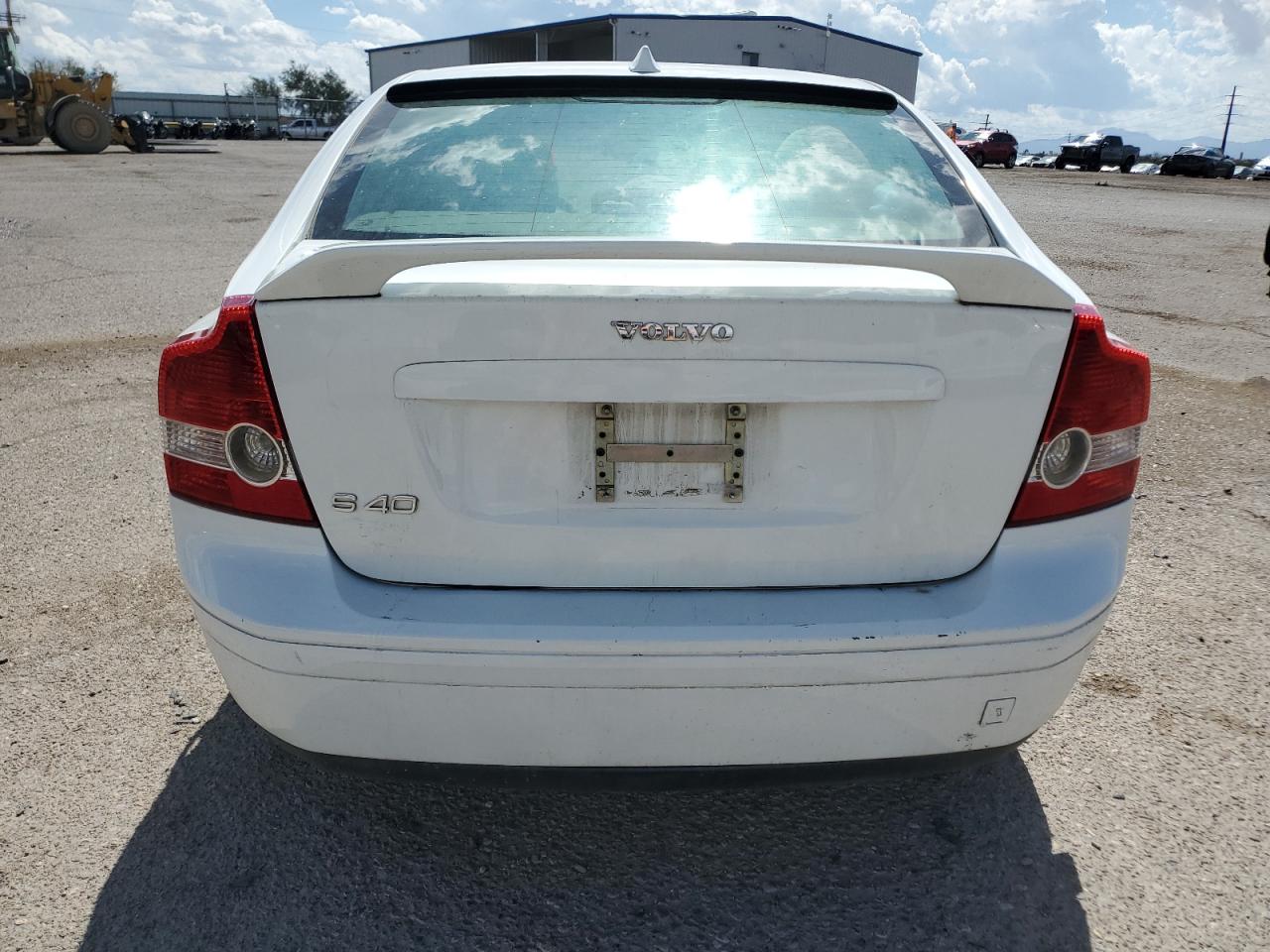 2006 Volvo S60 VIN: YV1MS382562162085 Lot: 70452085