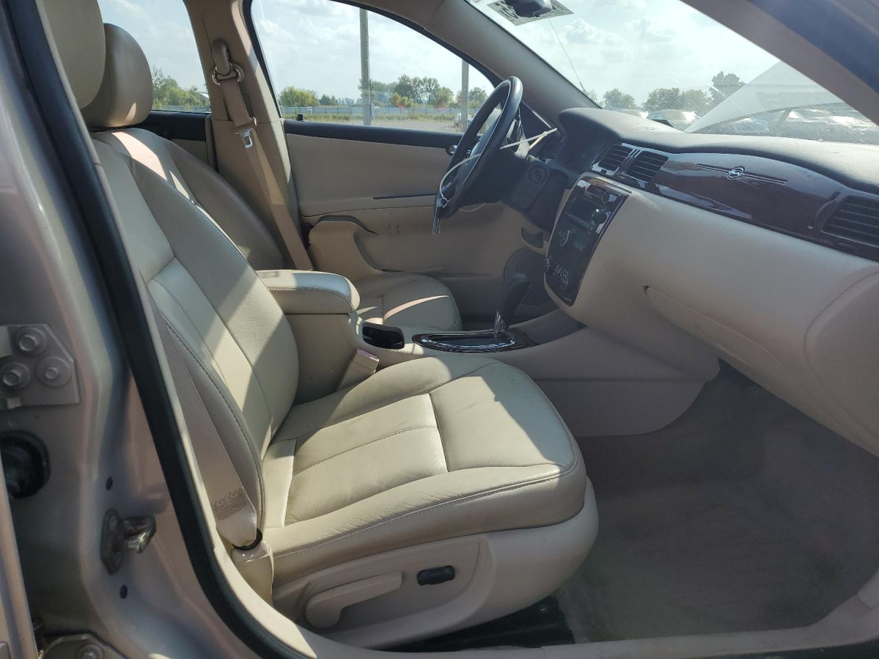 2010 Chevrolet Impala Lt VIN: 2G1WB5EN1A1188371 Lot: 81381755