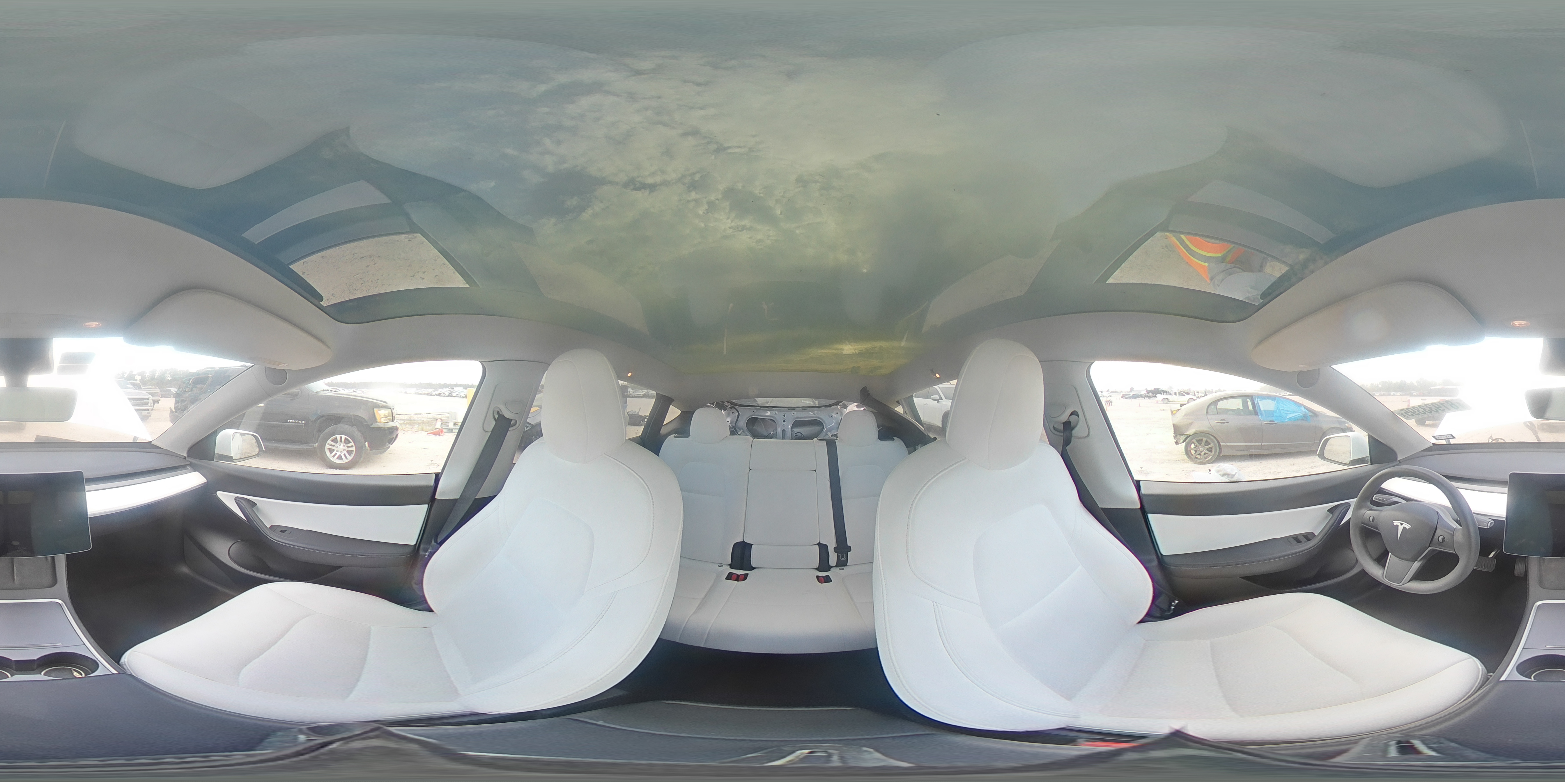 2022 Tesla Model Y VIN: 7SAYGDEE7NF354815 Lot: 81933395