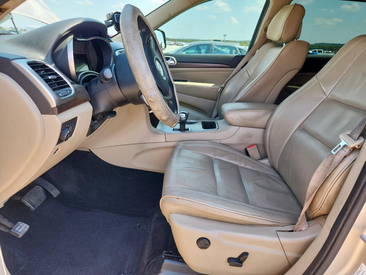 2014 Jeep Grand Cherokee Laredo VIN: 1C4RJEAG8EC386864 Lot: 80836585