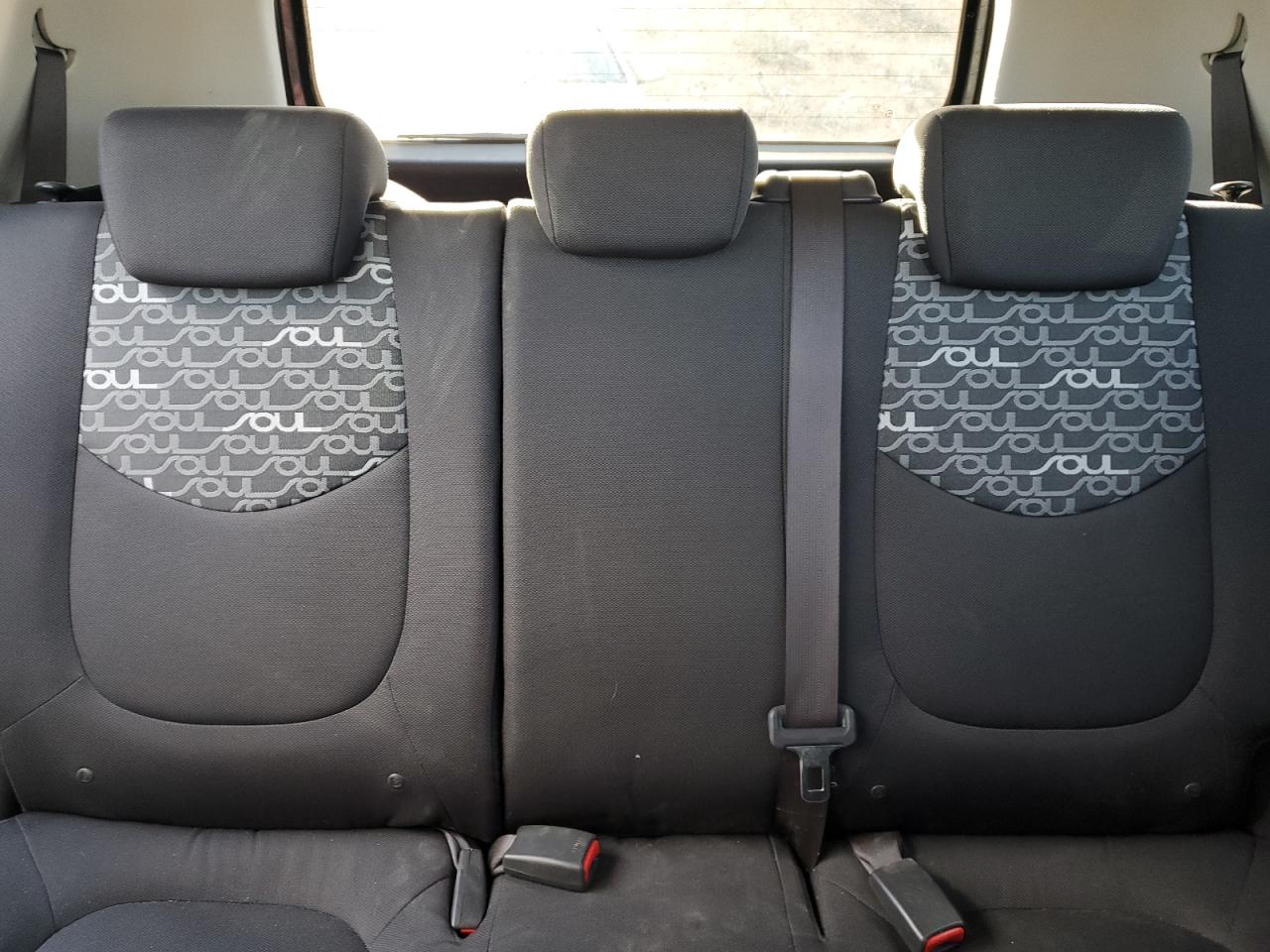 2010 Kia Soul + VIN: KNDJT2A29A7144632 Lot: 71085305