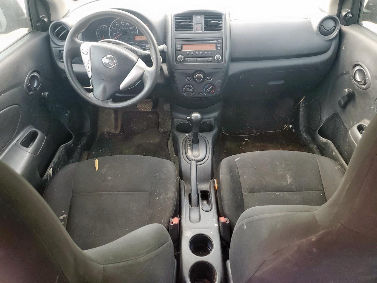 2015 Nissan Versa S VIN: 3N1CN7AP4FL827999 Lot: 81118895