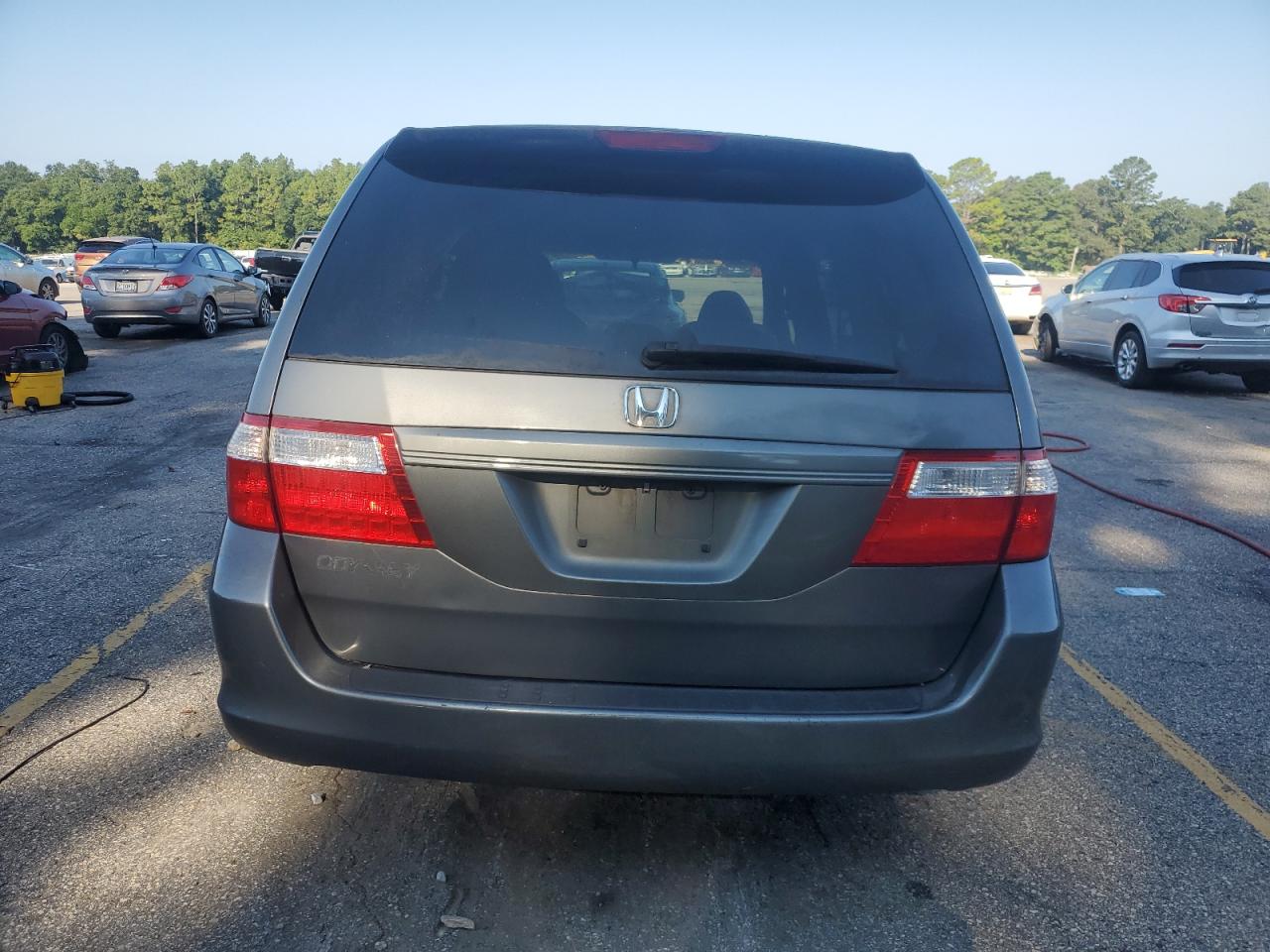 2007 Honda Odyssey Lx VIN: 5FNRL38267B116451 Lot: 71109835