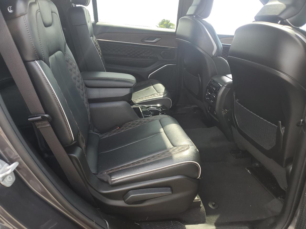 2023 Jeep Grand Cherokee L Summit VIN: 1C4RJKEG5P8817644 Lot: 70908095