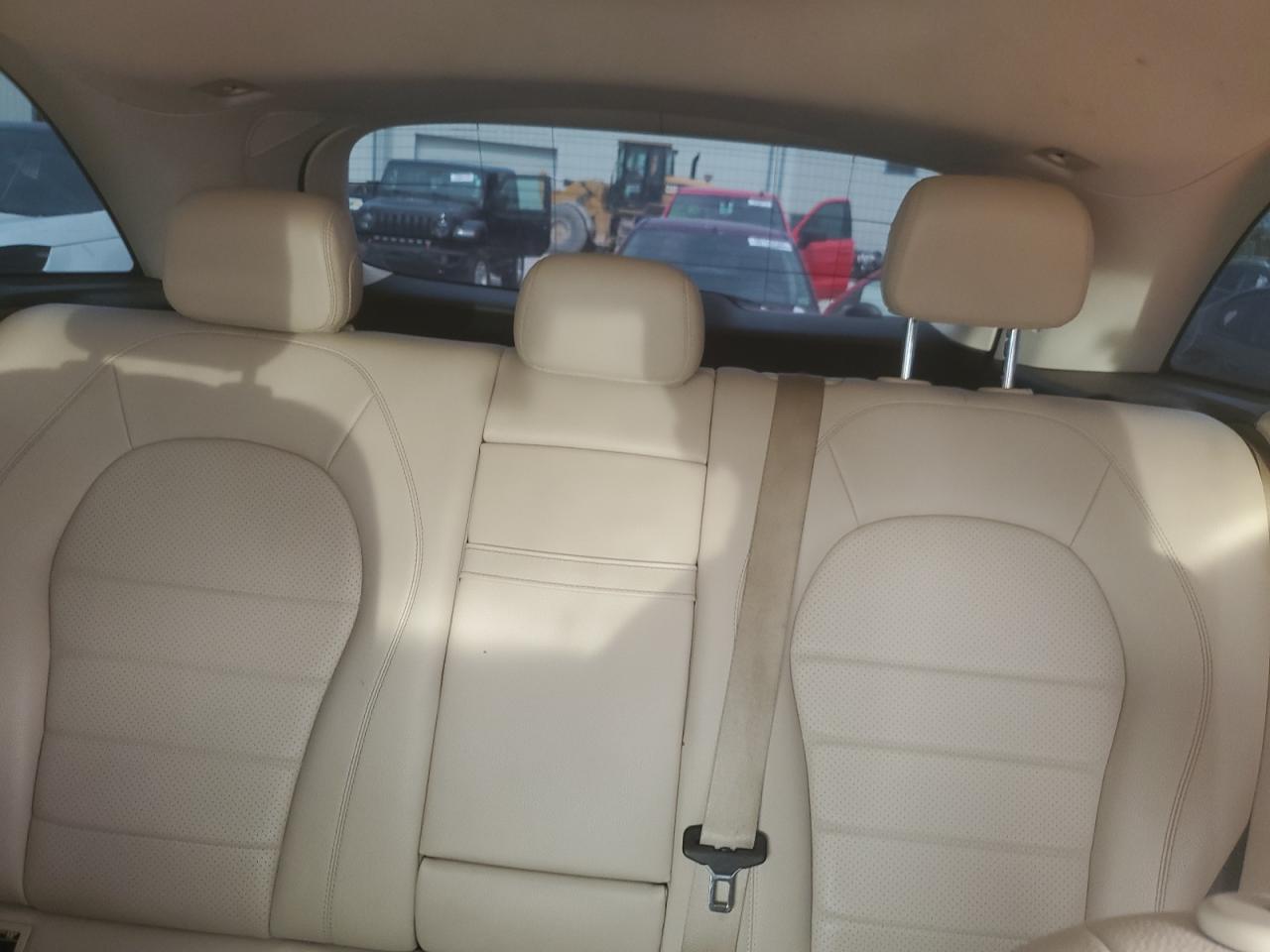 2016 Mercedes-Benz Glc 300 VIN: WDC0G4JB4GF080178 Lot: 72048395