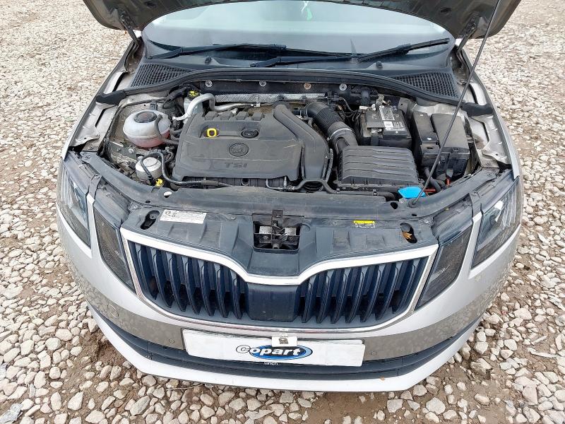 2019 SKODA OCTAVIA 1.5 TSI SE TECHNOLOGY 5DR