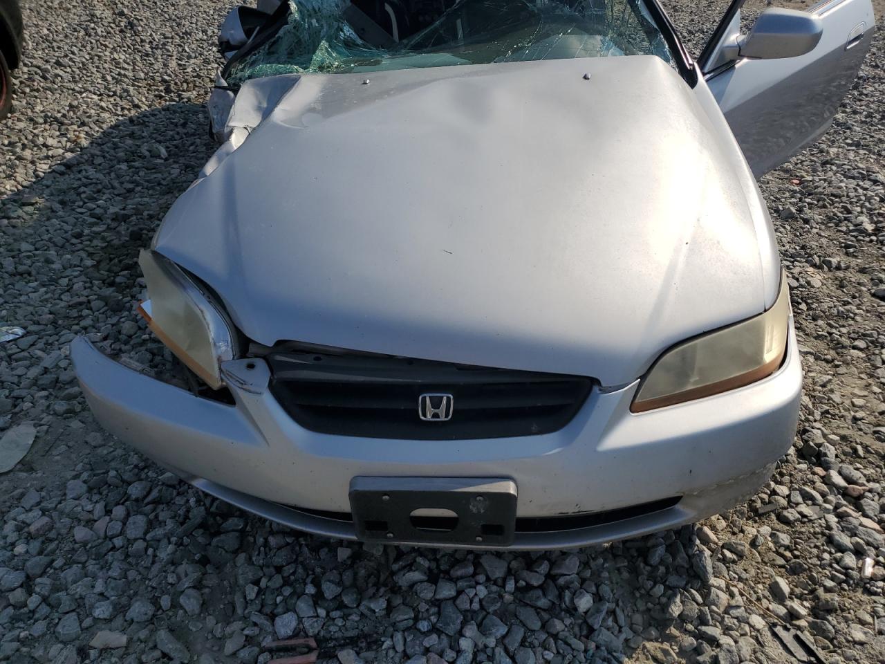 2000 Honda Accord Ex VIN: 1HGCG3251YA007565 Lot: 81403475