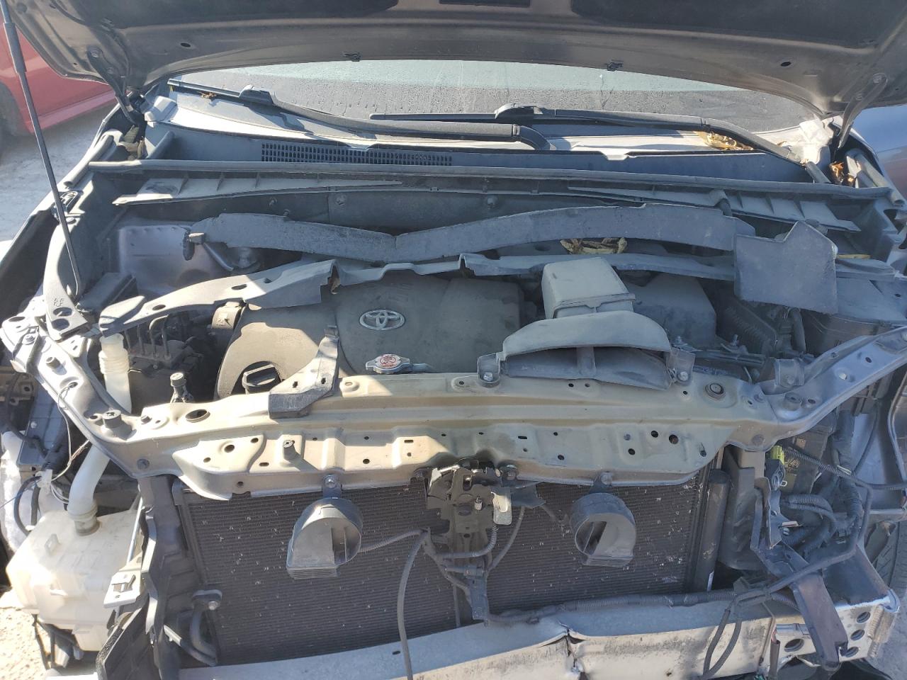 2018 Toyota Highlander Se VIN: 5TDJZRFH1JS524283 Lot: 80382255