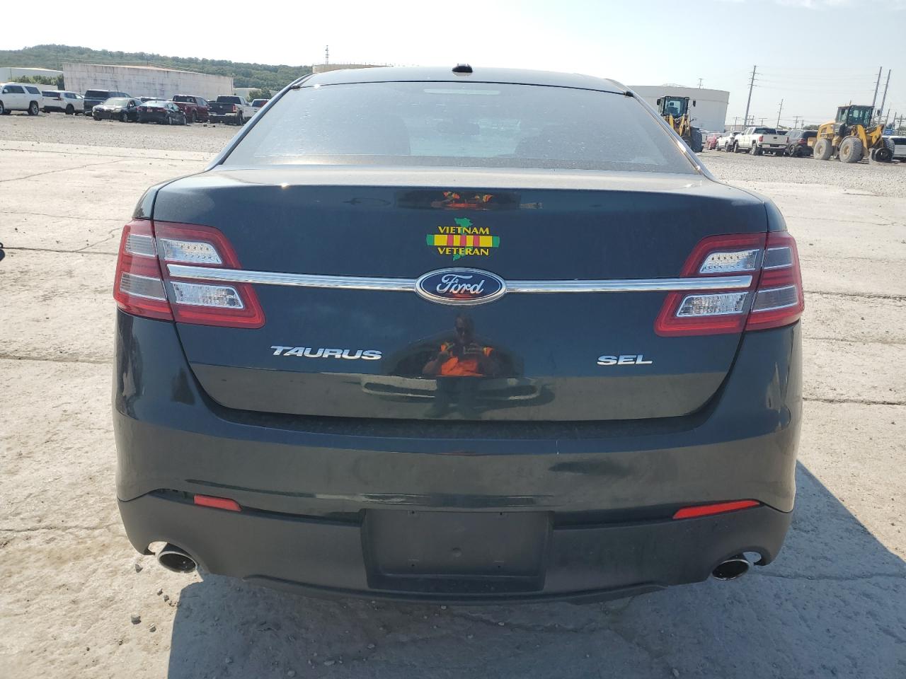 2014 Ford Taurus Sel VIN: 1FAHP2E88EG174945 Lot: 71716395