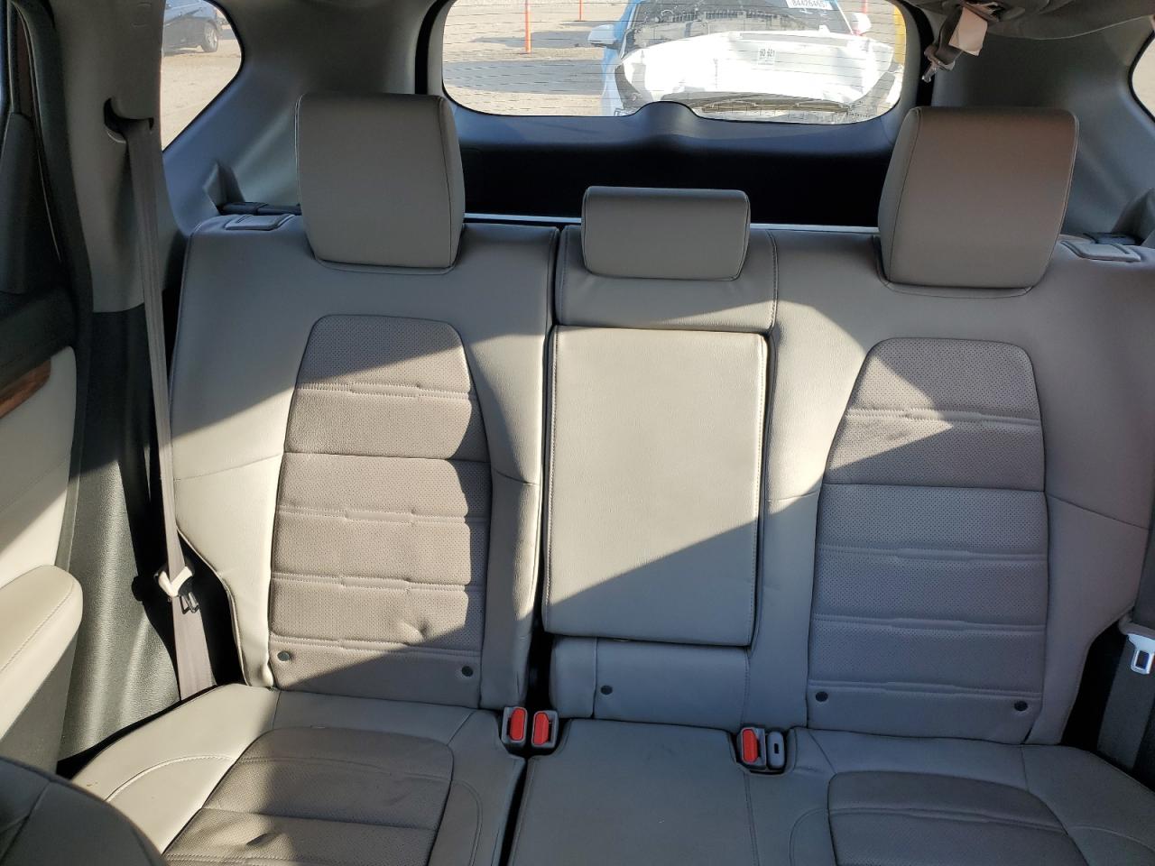 2017 Honda Cr-V Touring VIN: 2HKRW1H96HH507000 Lot: 84282385