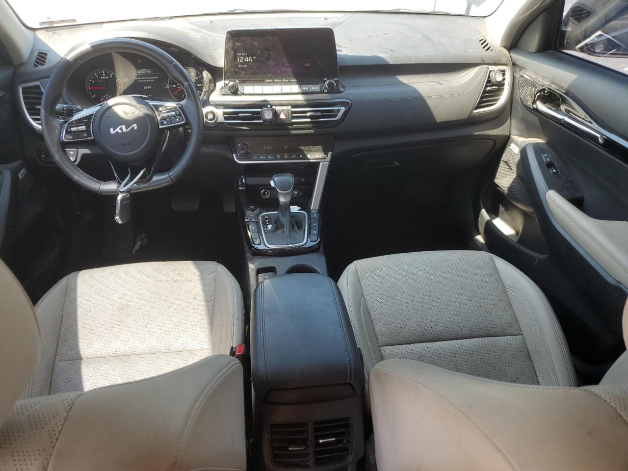 2023 Kia Seltos Sx VIN: KNDETCA2XP7429064 Lot: 71529585