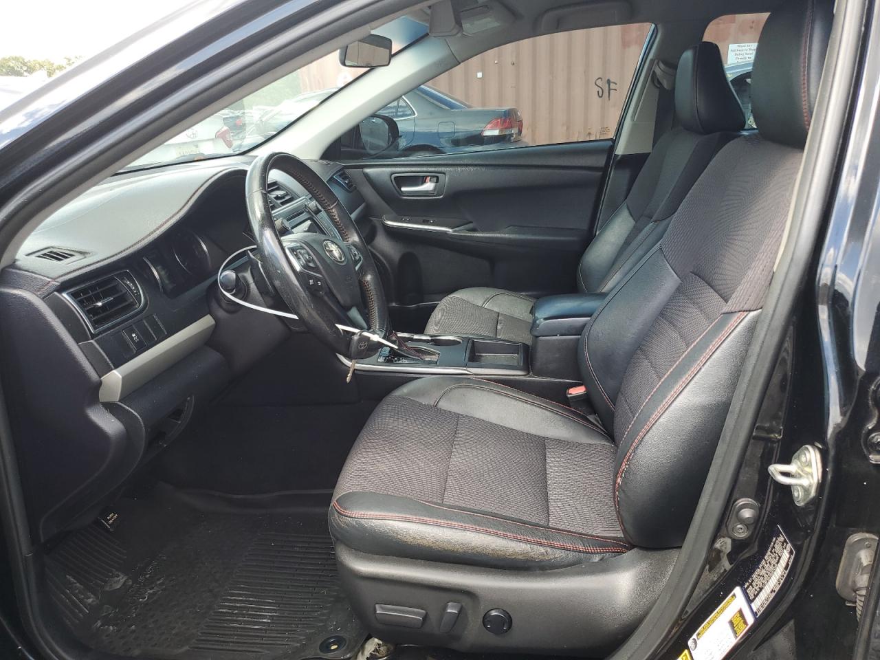 2016 Toyota Camry Le VIN: 4T1BF1FK1GU574398 Lot: 84204935