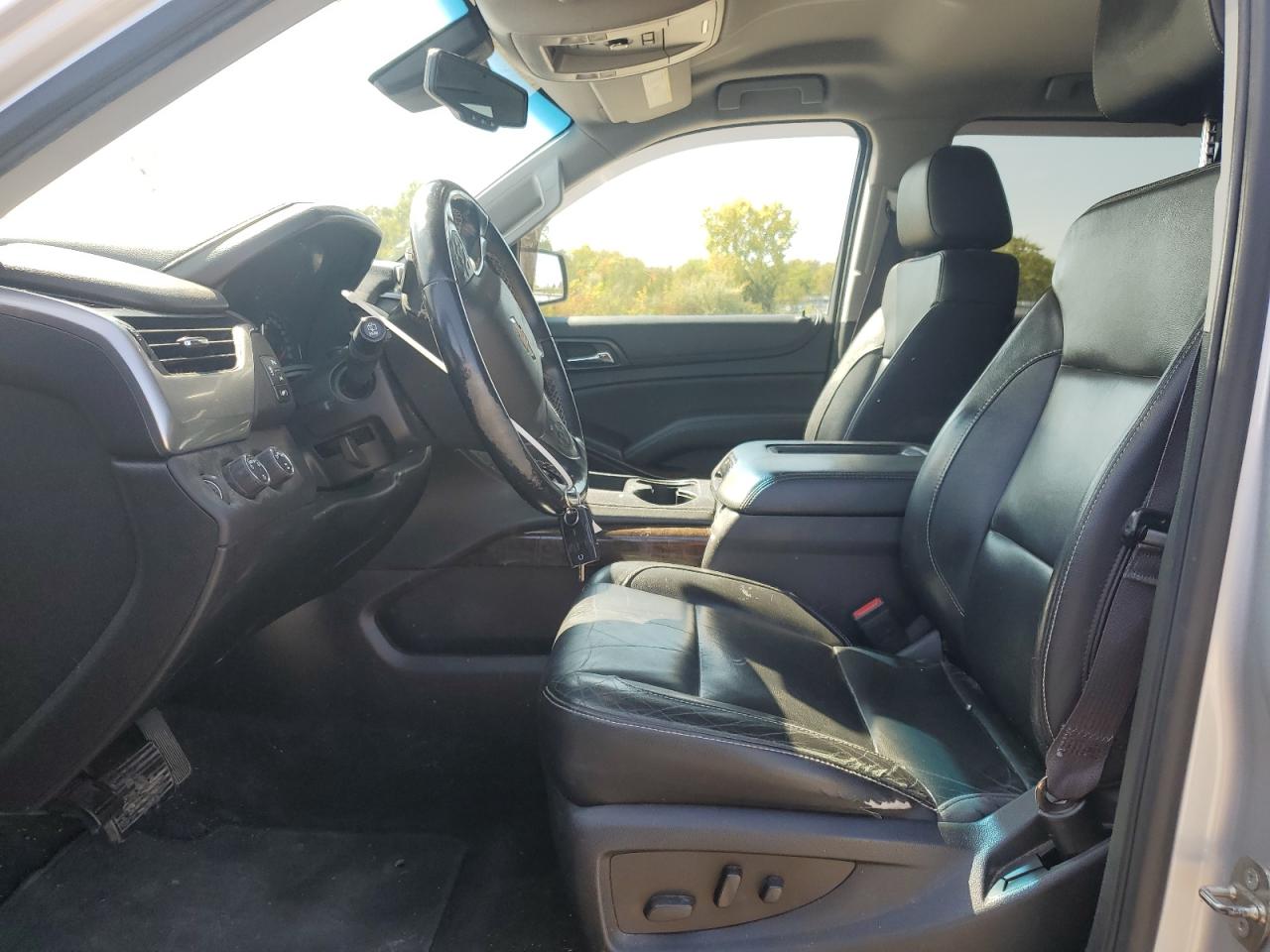 2017 Chevrolet Tahoe K1500 Lt VIN: 1GNSKBKC1HR276983 Lot: 72029835