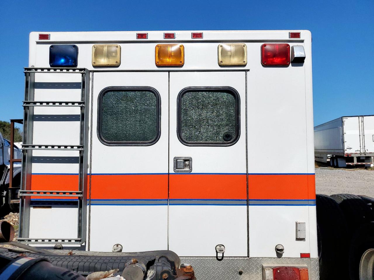 1994 Ford Econoline E350 Cutaway Van VIN: 1FDKE30M7RHC11804 Lot: 84376045