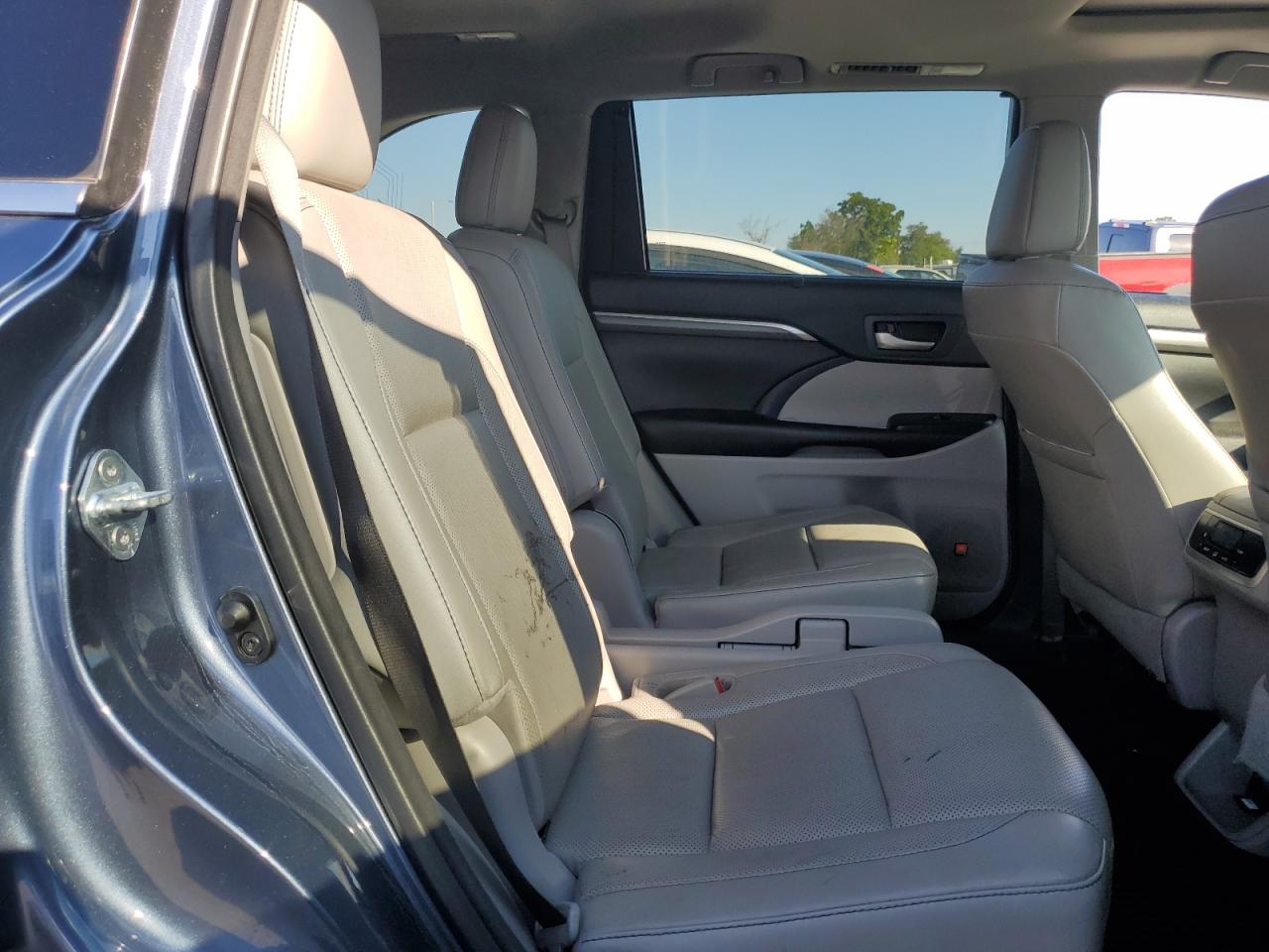 2017 Toyota Highlander Limited VIN: 5TDDZRFH9HS391912 Lot: 71284395