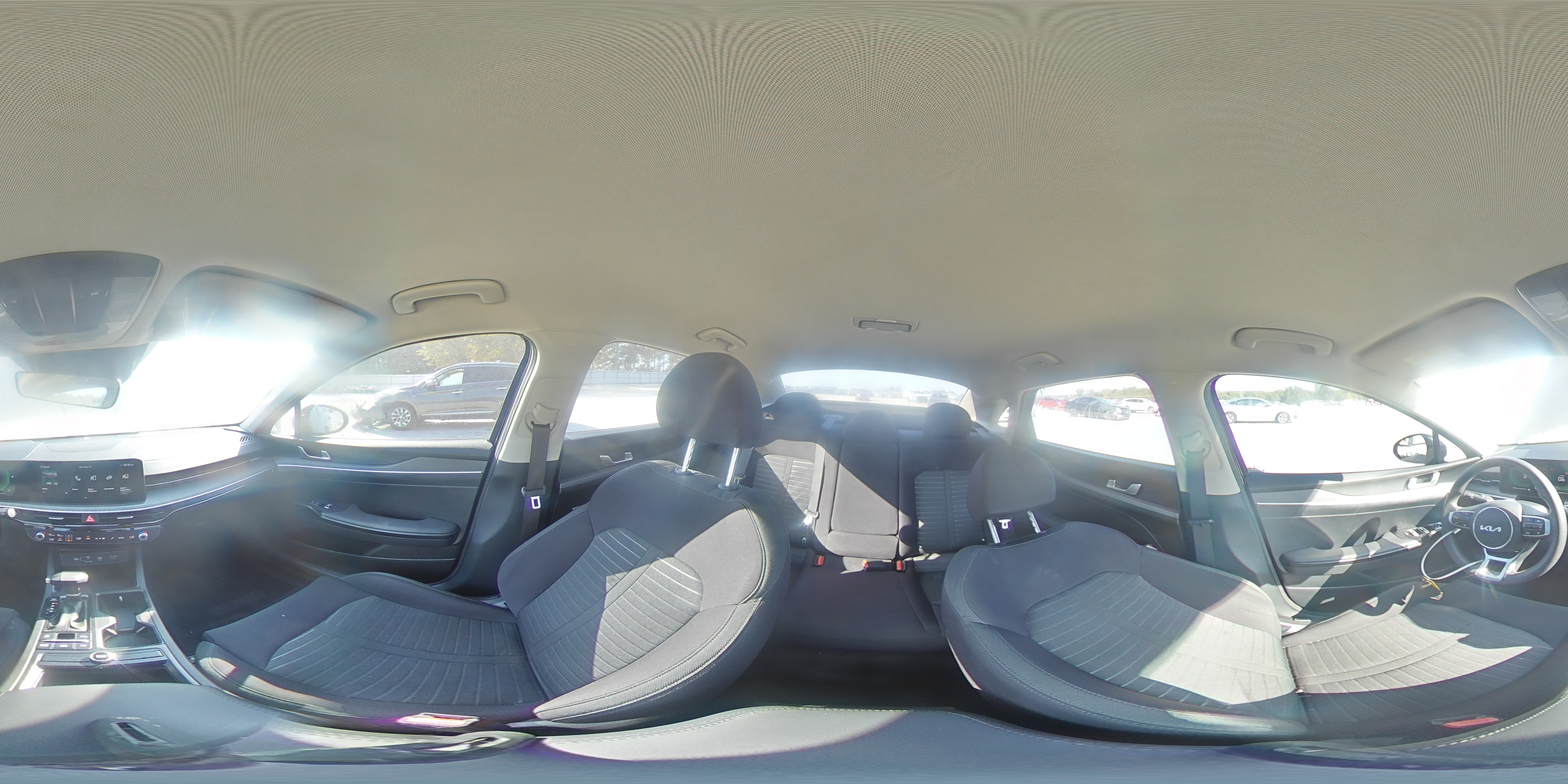 2025 Kia K5 Lxs VIN: KNAG24J72S5377637 Lot: 80827155