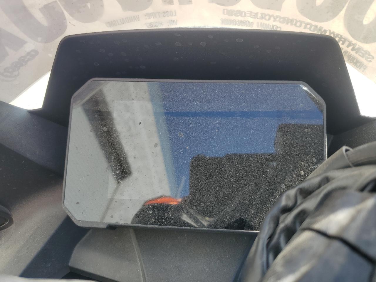 2024 Suzuki Gsx800 F VIN: JS1EM13B5R7103927 Lot: 80314185