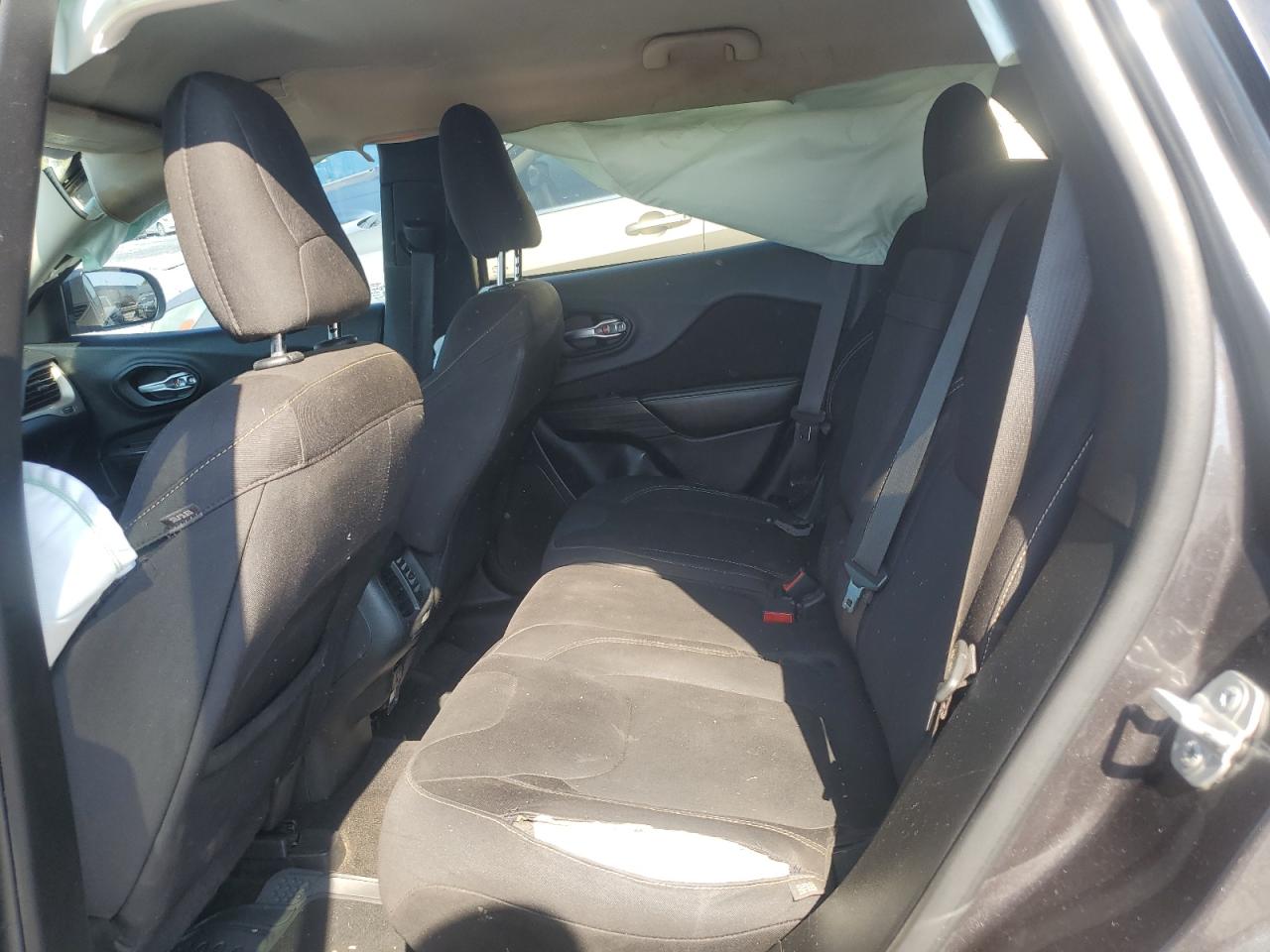 2015 Jeep Cherokee Latitude VIN: 1C4PJLCS5FW629012 Lot: 80873105