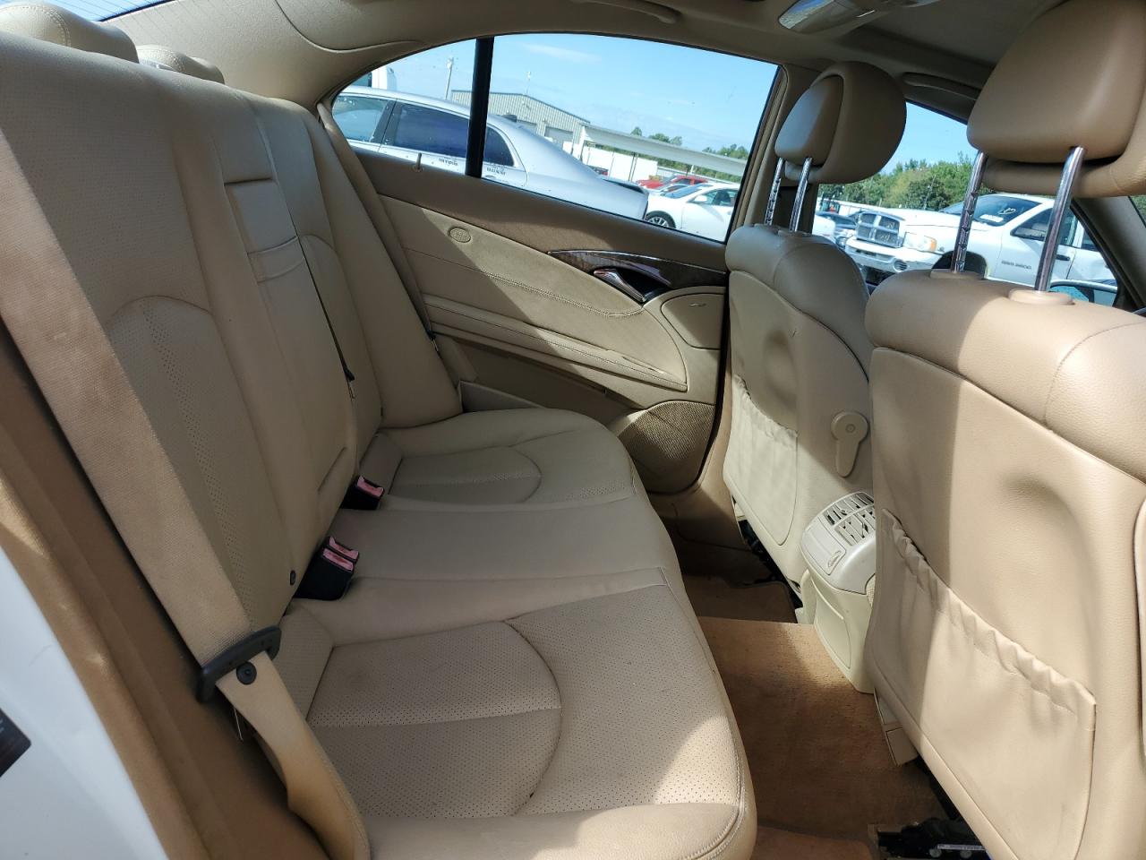 2007 Mercedes-Benz E 350 VIN: WDBUF56X47B125257 Lot: 81701935
