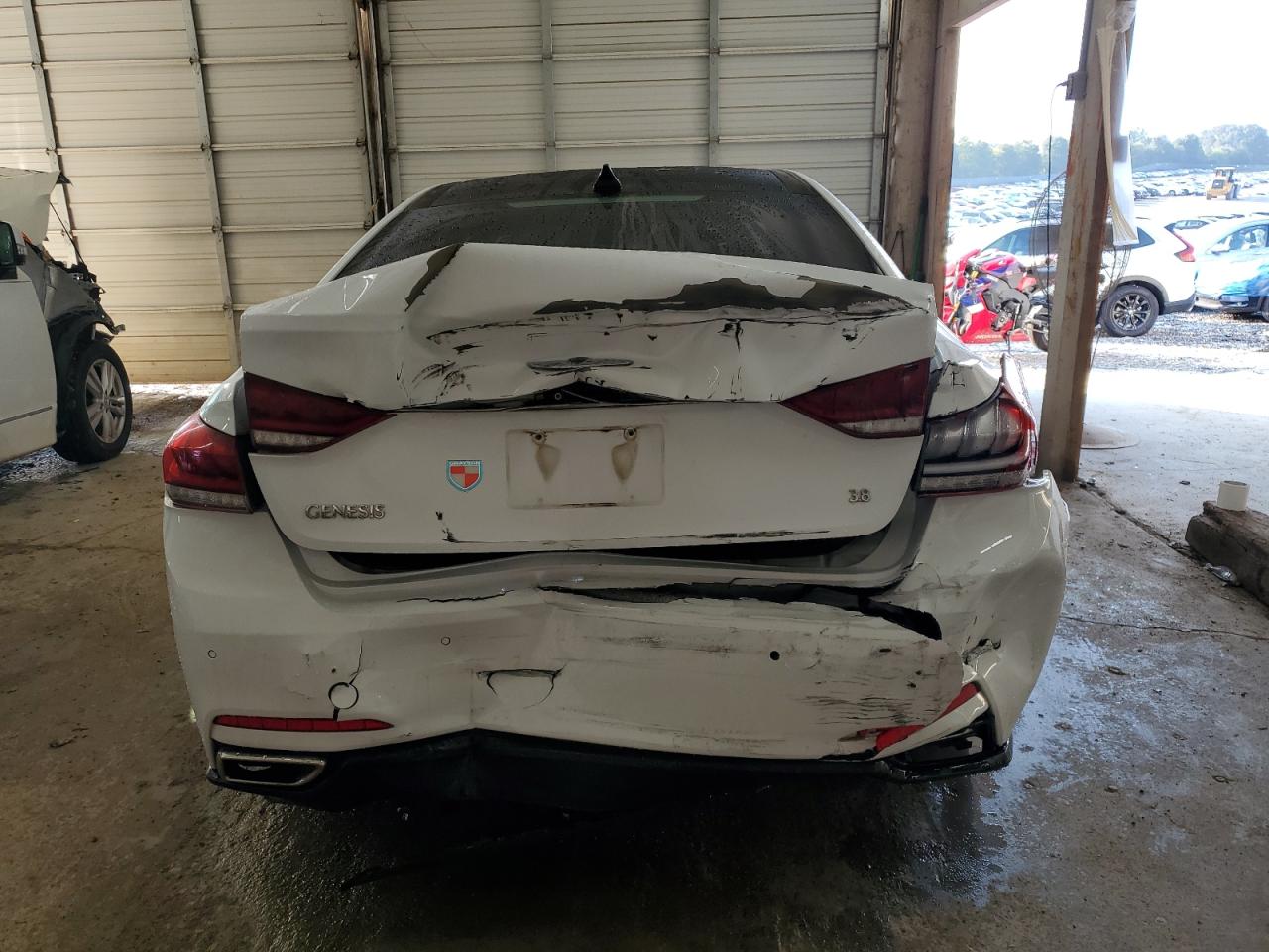 2016 Hyundai Genesis 3.8L VIN: KMHGN4JE3GU132198 Lot: 71249265