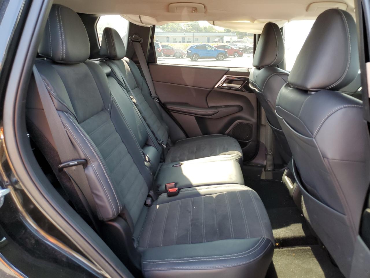 2024 Mitsubishi Outlander Se VIN: JA4J4VA87RZ033283 Lot: 80292065