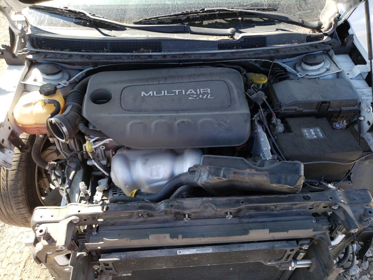 2015 Chrysler 200 Limited VIN: 1C3CCCAB7FN704203 Lot: 71508575