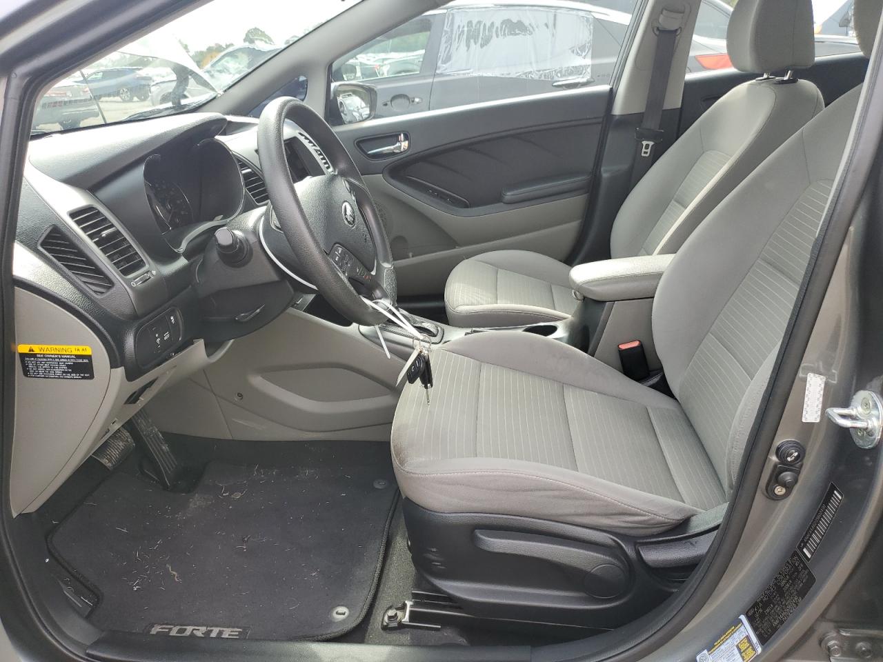 2016 Kia Forte Lx VIN: KNAFX4A62G5602490 Lot: 81422415