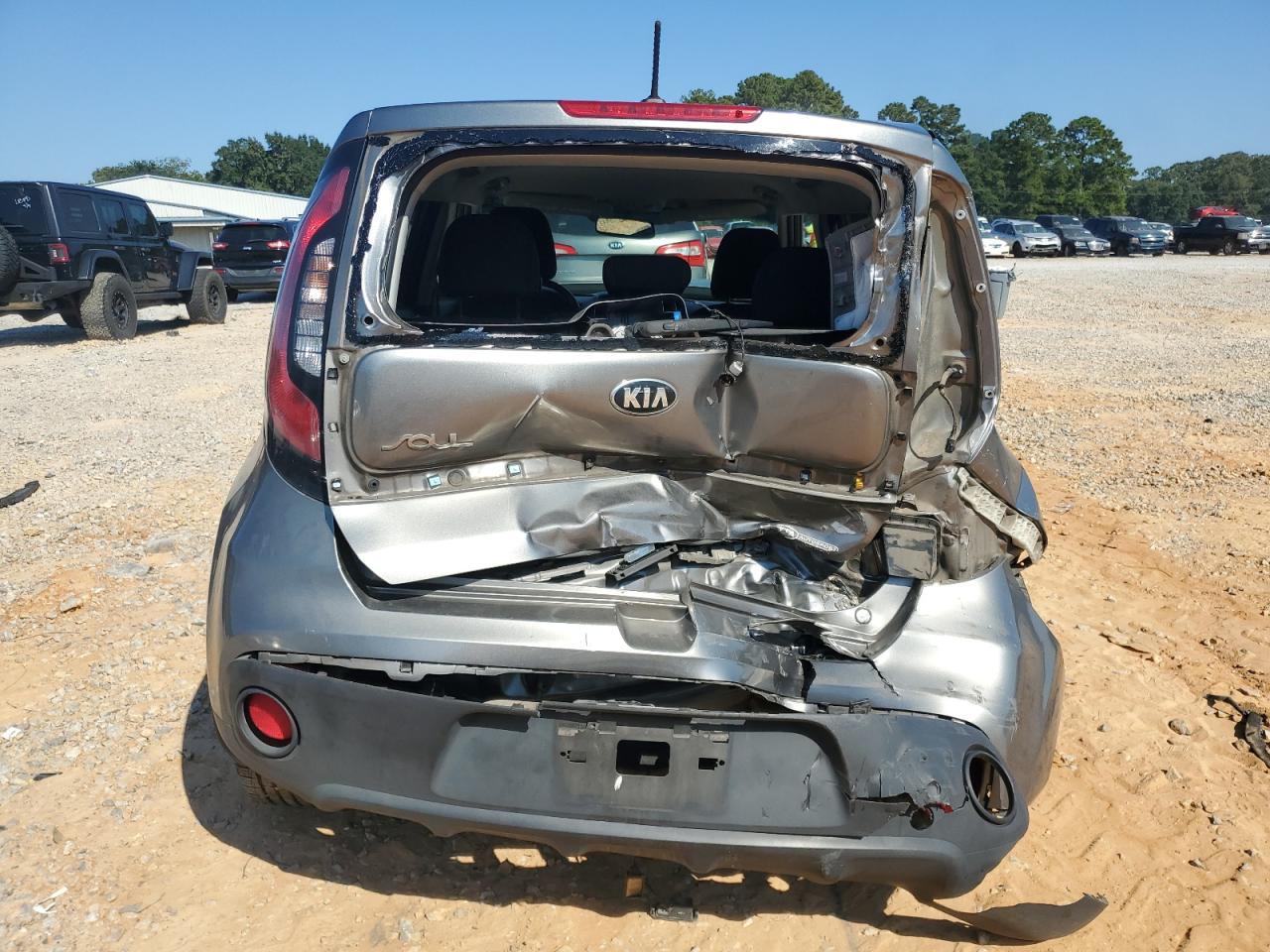 2017 Kia Soul VIN: KNDJN2A24H7497042 Lot: 81018485