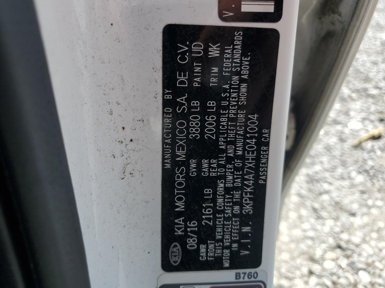 2017 Kia Forte Lx VIN: 3KPFK4A7XHE041004 Lot: 71186115