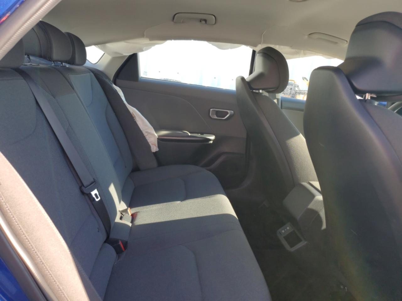 2025 Kia K4 Lx VIN: 3KPFT4DE1SE037910 Lot: 84358305