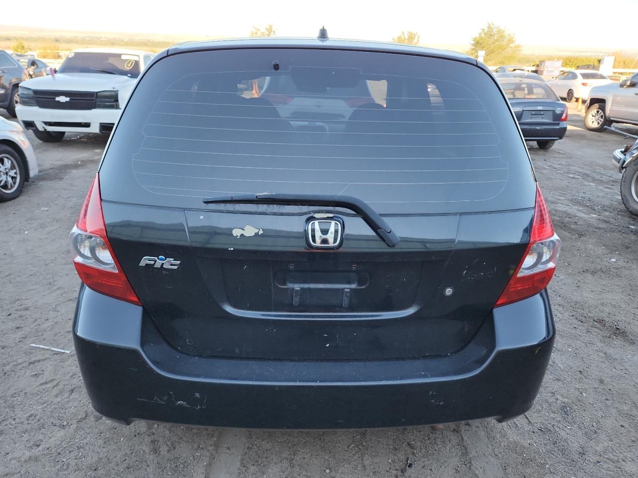2008 Honda Fit VIN: JHMGD37428S068960 Lot: 83995945